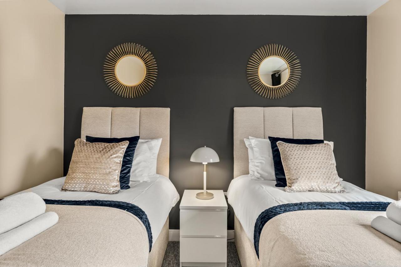 Sleek And Stylish 2 Bed With Garden And Parking Lejlighed Sheffield Eksteriør billede